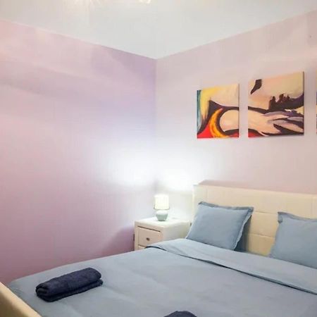 Apartments In The Center Of Minsk On Romanovskay Sloboda 10 Exterior photo